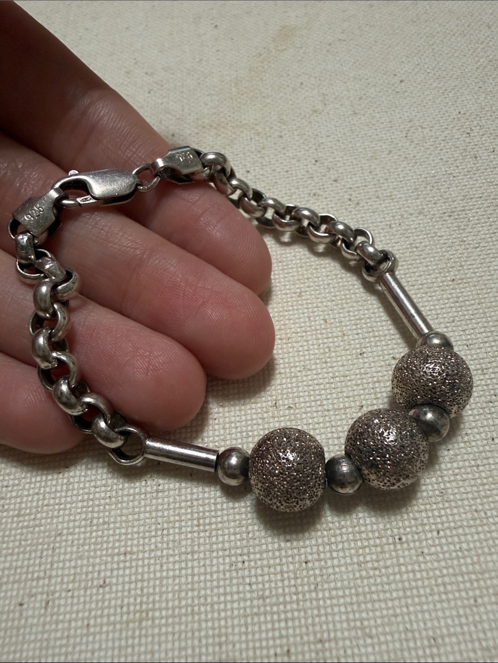Sterling Silver 925 Textured Bead Bracelet 7’ inch - Picture 3 of 12